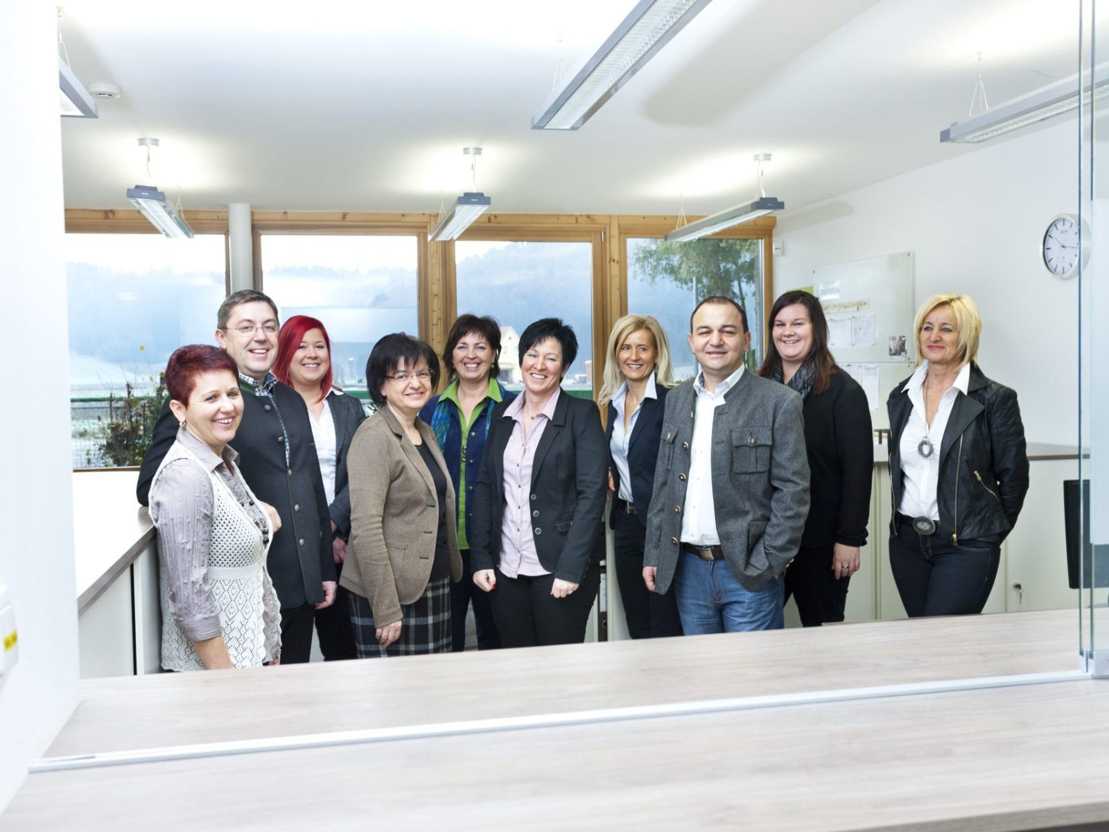 AGROPAC-Team gemeinsam im Büro am Standort Breitenfeld